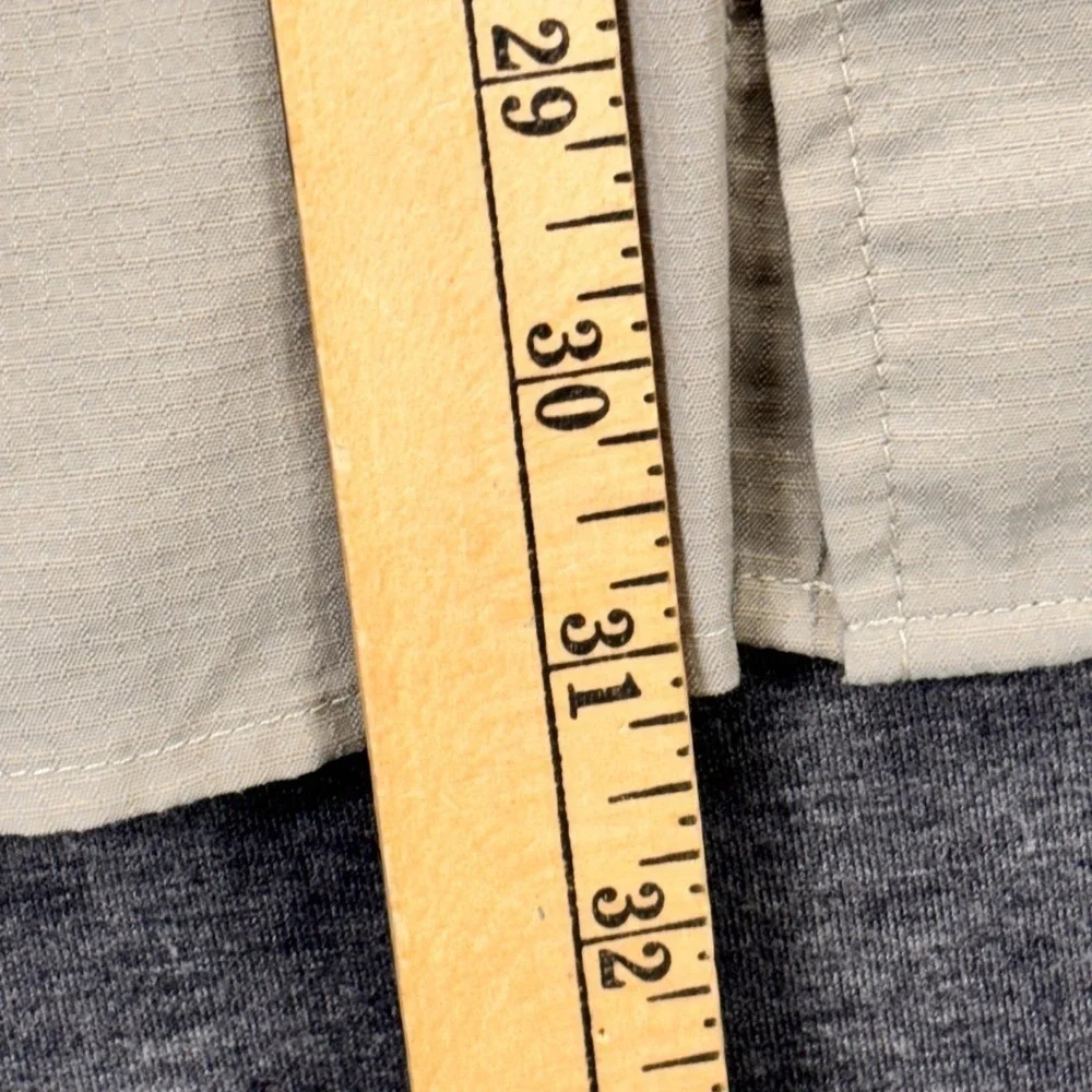 The North Face‎ Shirt Mens XL Beige Nylon Long Sleeve Vented Fishing Outdoor